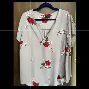 Cute floral Torrid top